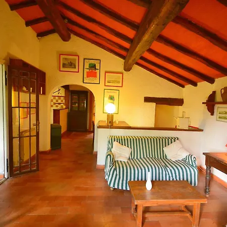 With Garden And Shared Pool * Migliorini
