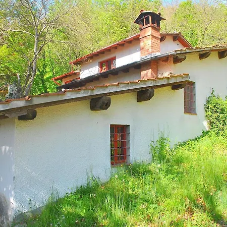 With Garden And Shared Pool * Migliorini