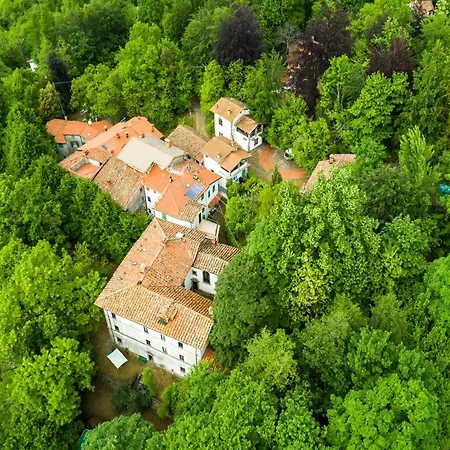 With Garden And Shared Pool Holiday home Migliorini