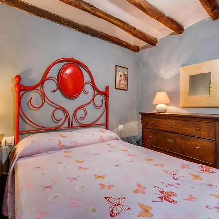 With Garden And Shared Pool Holiday home Migliorini